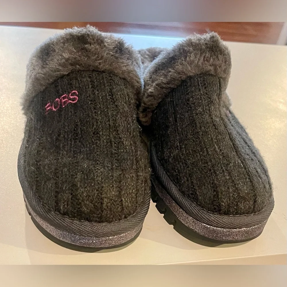 Bobs by Skechers girls 13 grey cable sweater knit slip on memory foam